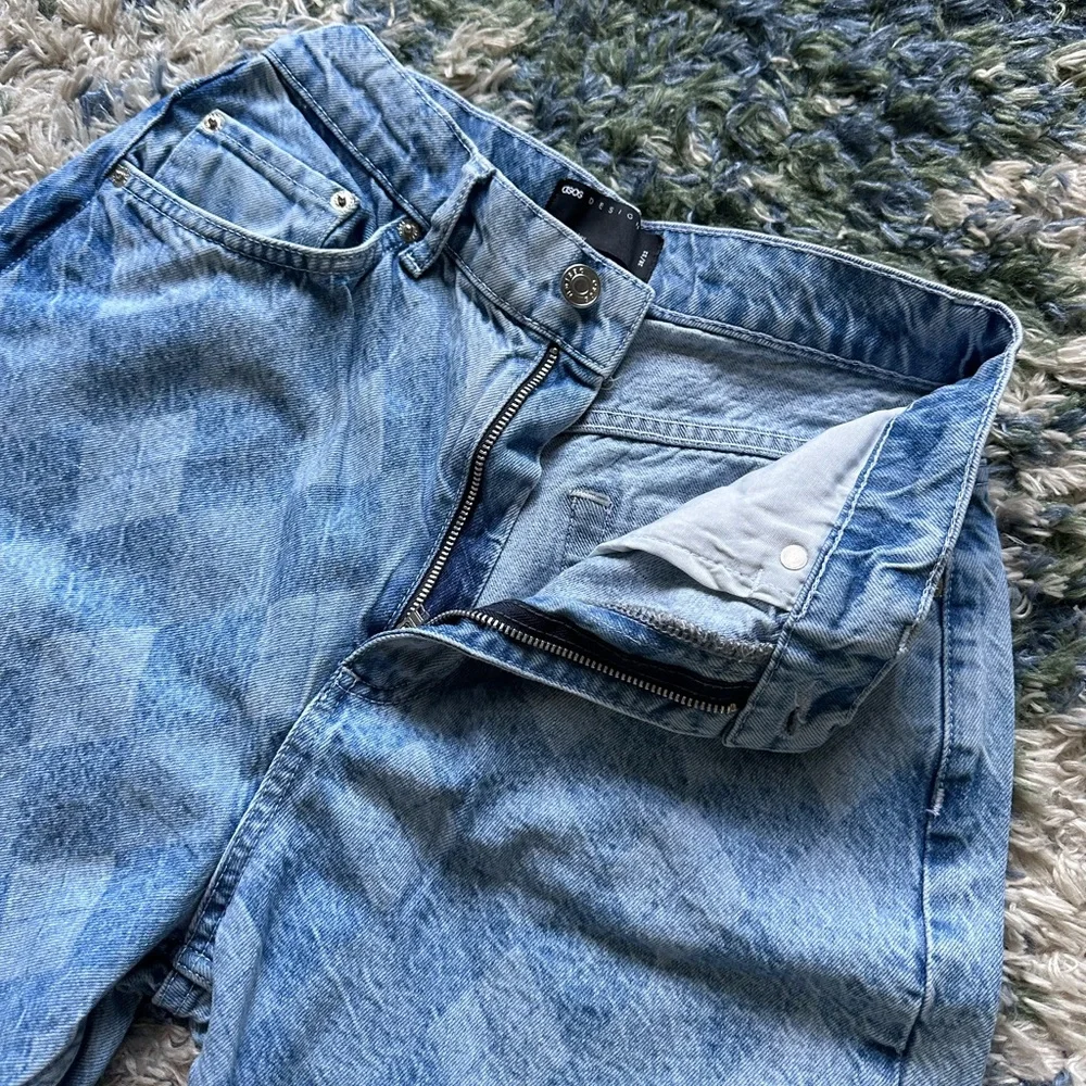 Patterned ASOS Mom Jean - Picture 3 of 5